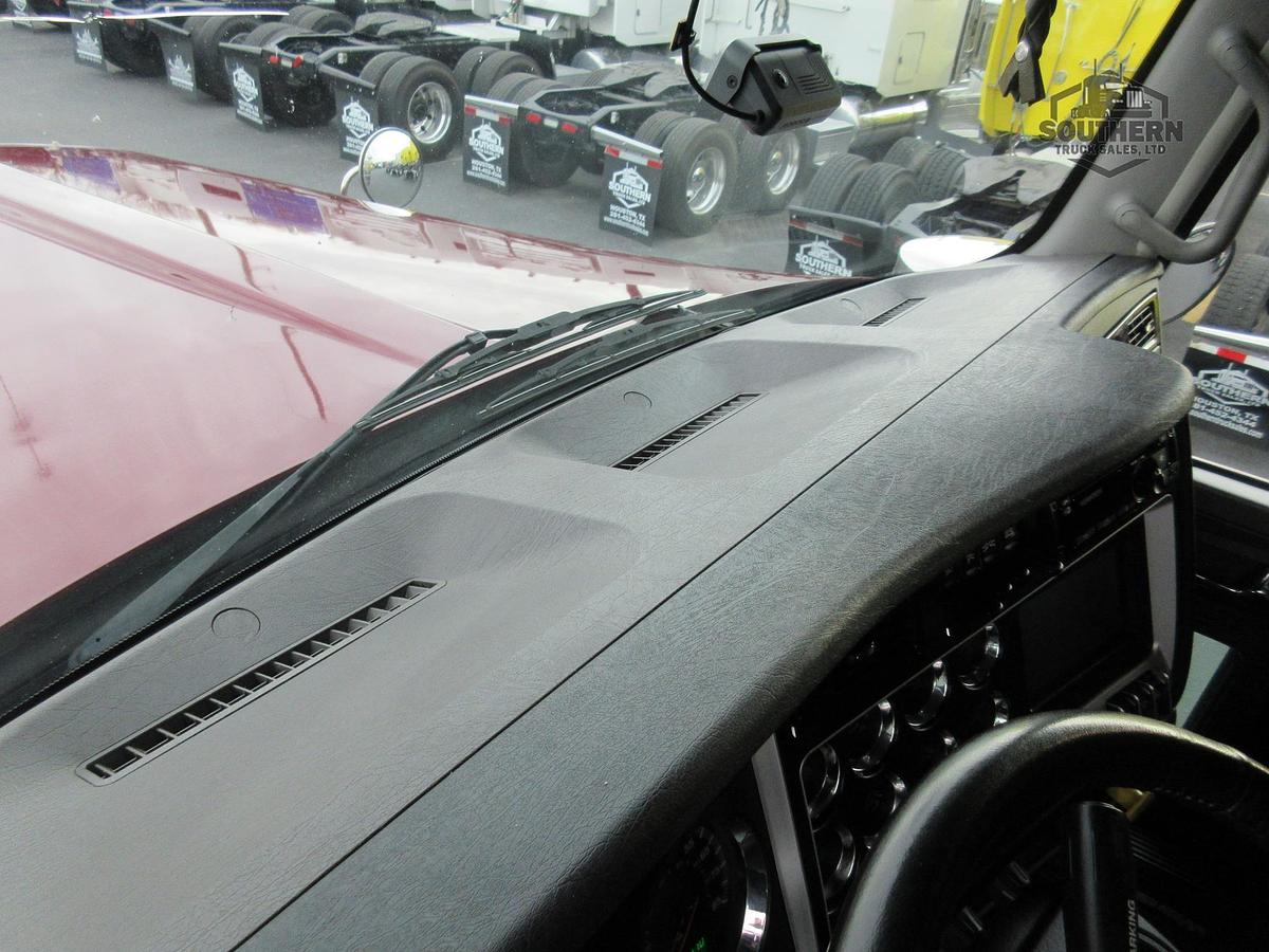 Used 2023 KENWORTH W900L