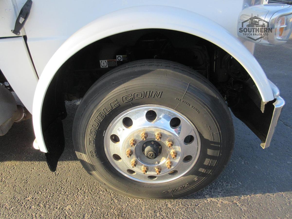 Used 2019 PETERBILT 389