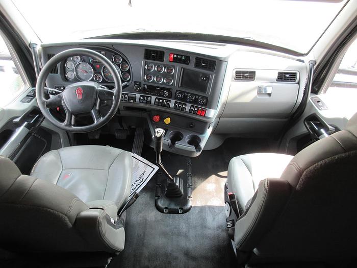 Used 2021 KENWORTH T880