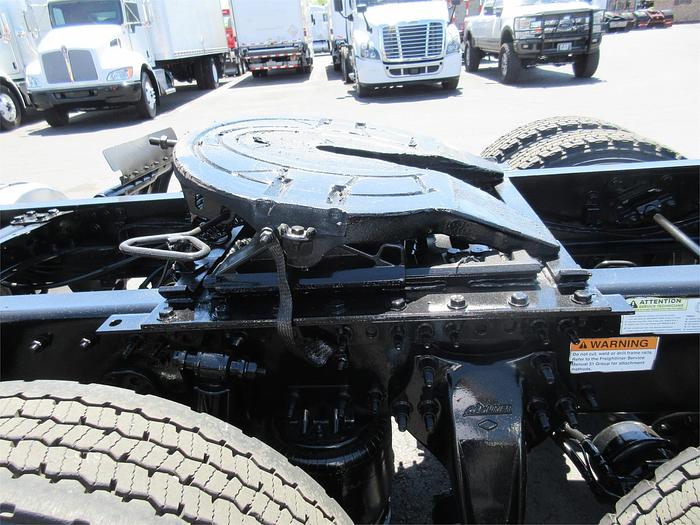 Used 2018 FREIGHTLINER CASCADIA 116