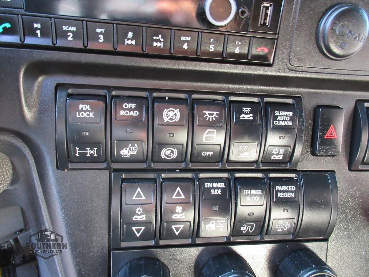 Used 2021 INTERNATIONAL LT