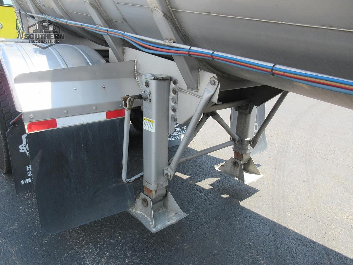 Used 2018 ACRO 5,600 gal