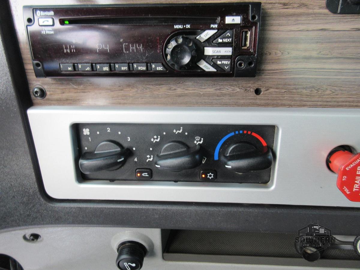 Used 2018 FREIGHTLINER CORONADO 122 SD