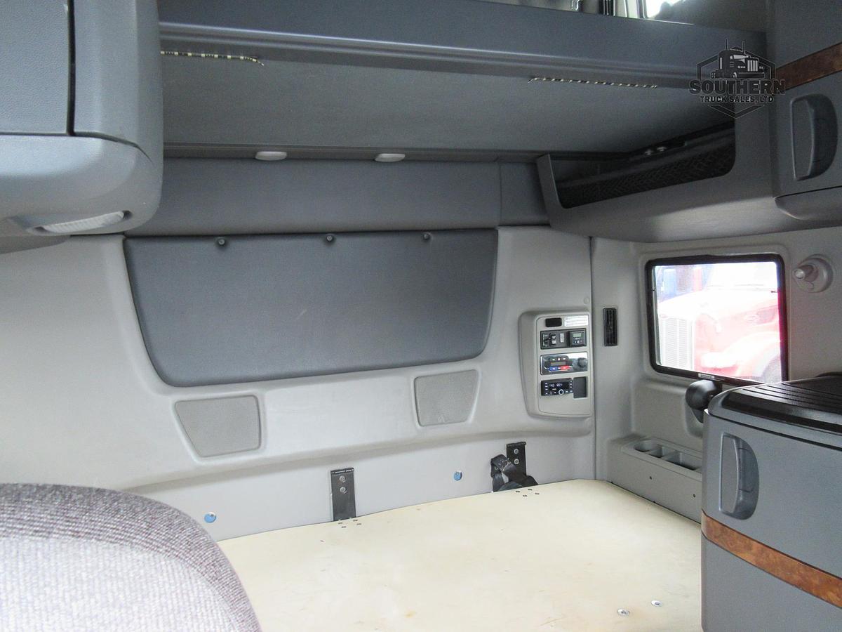 Used 2021 INTERNATIONAL LT