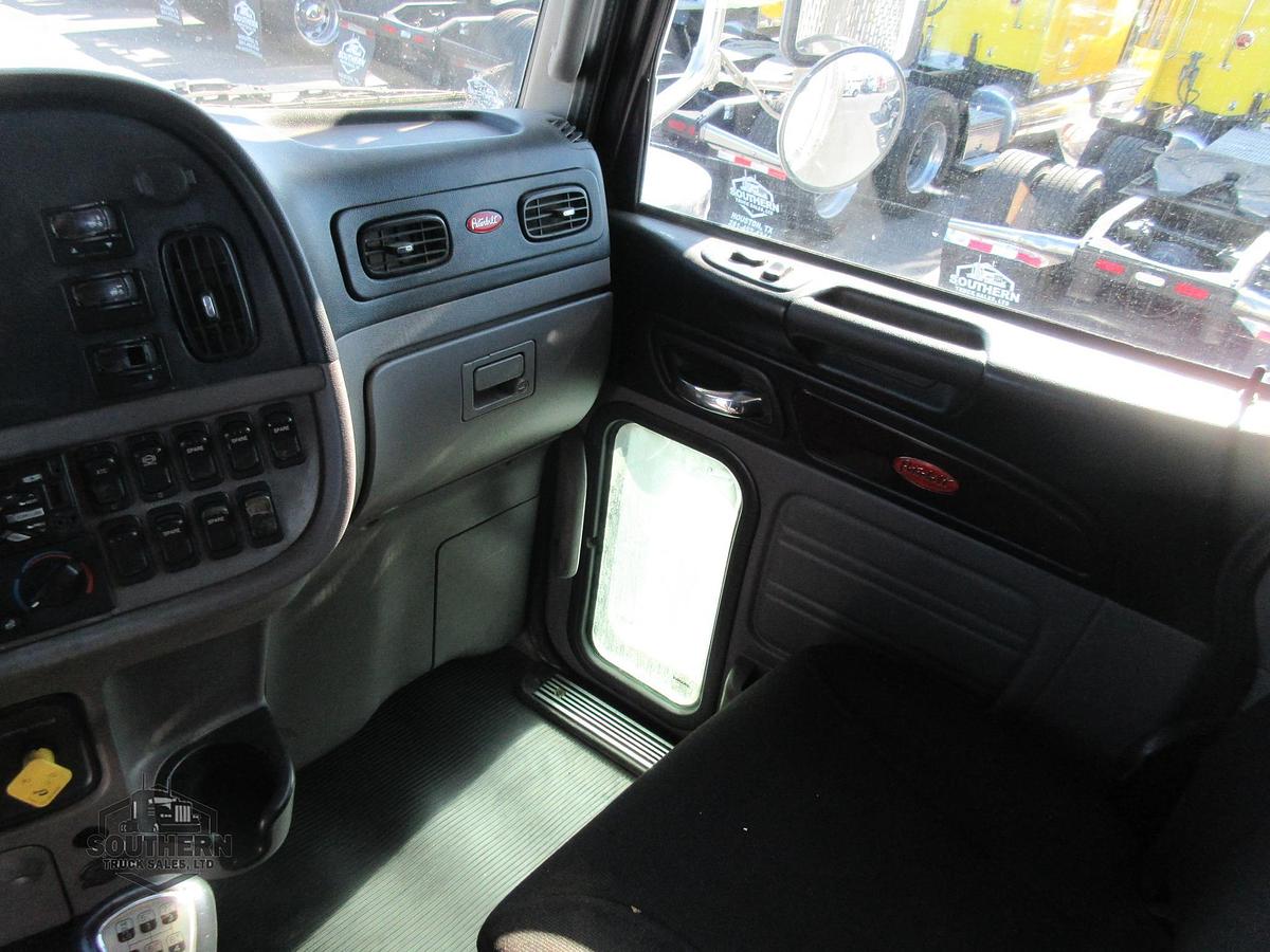 Used 2019 PETERBILT 389