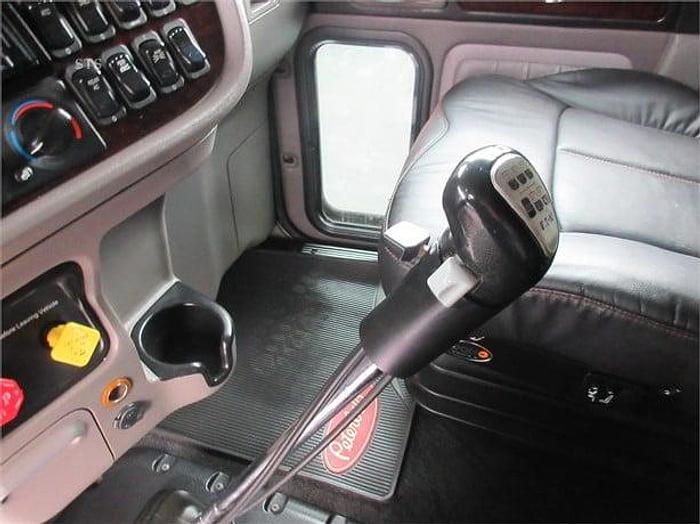 Used 2018 PETERBILT 389