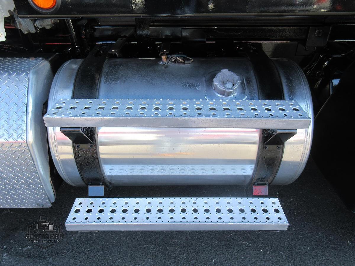 Used 2017 FREIGHTLINER CASCADIA 125