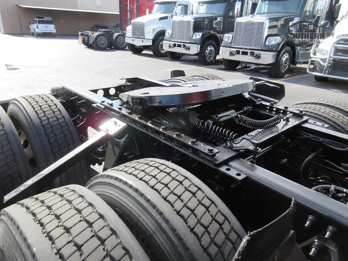 Used 2023 INTERNATIONAL LT