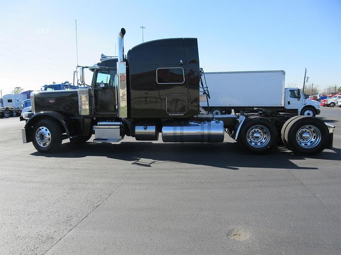 Used 2018 PETERBILT 389