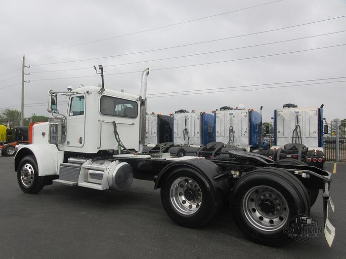 Used 2019 PETERBILT 389