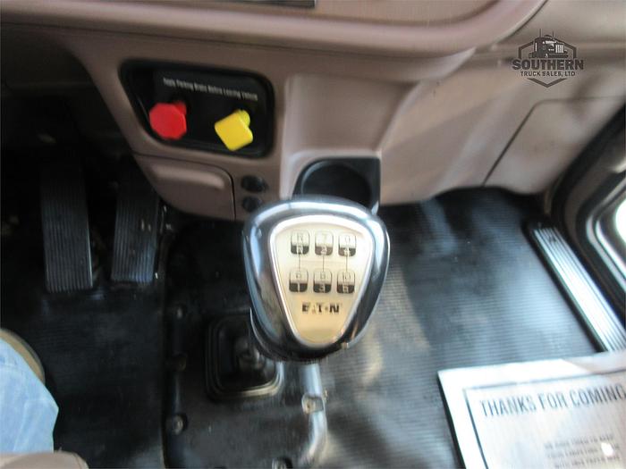 Used 2015 PETERBILT 389