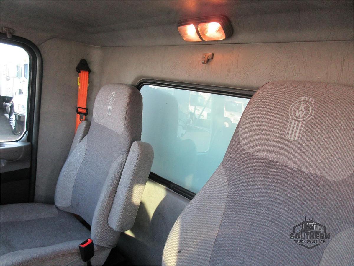 Used 2021 KENWORTH T270