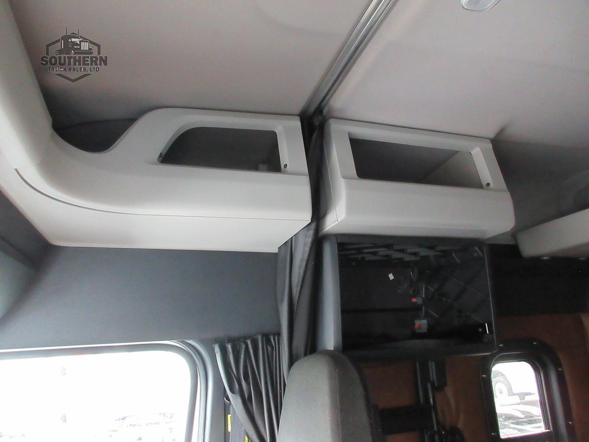 Used 2020 FREIGHTLINER CASCADIA 126