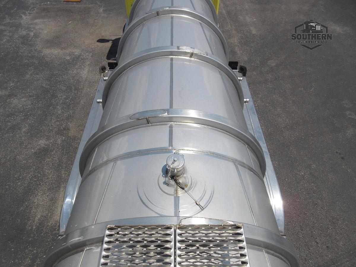 Used 2018 ACRO 5,600 gal