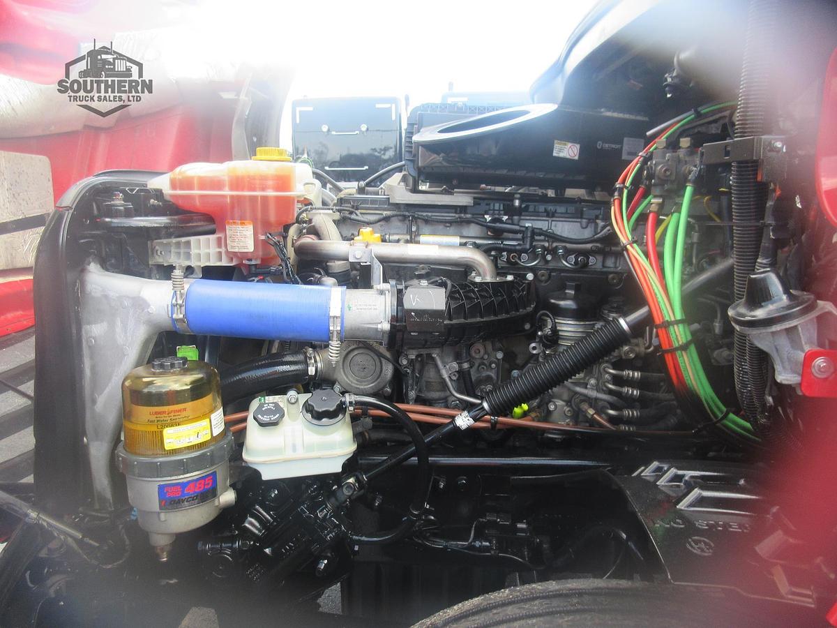 Used 2020 FREIGHTLINER CASCADIA 126