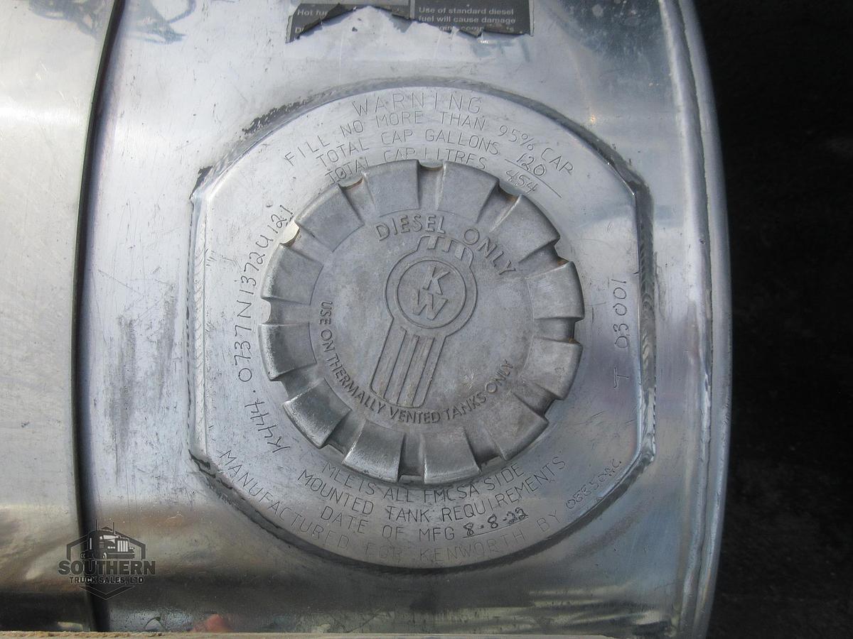 Used 2023 KENWORTH W900