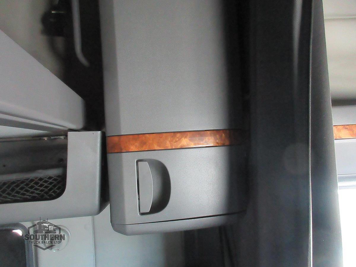 Used 2021 INTERNATIONAL LT