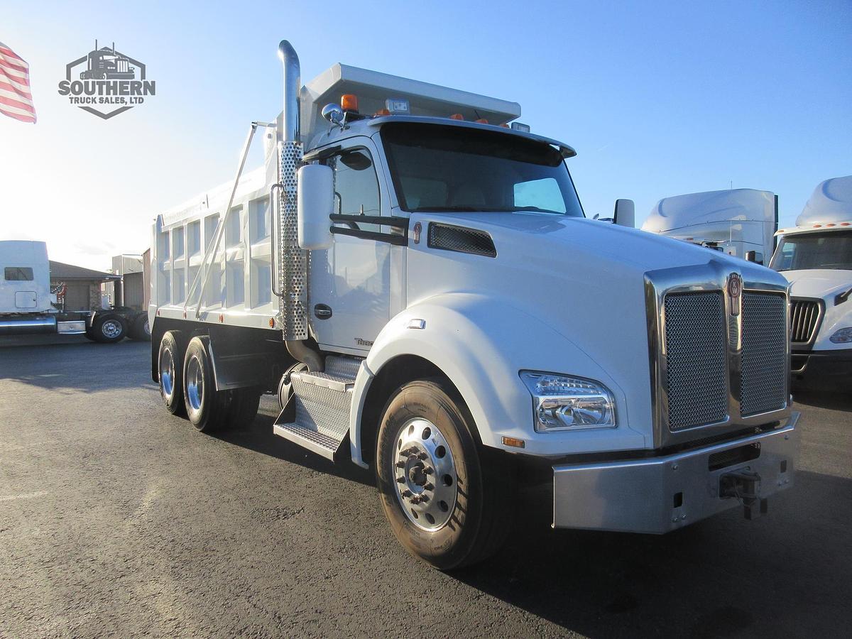Used 2016 KENWORTH T880