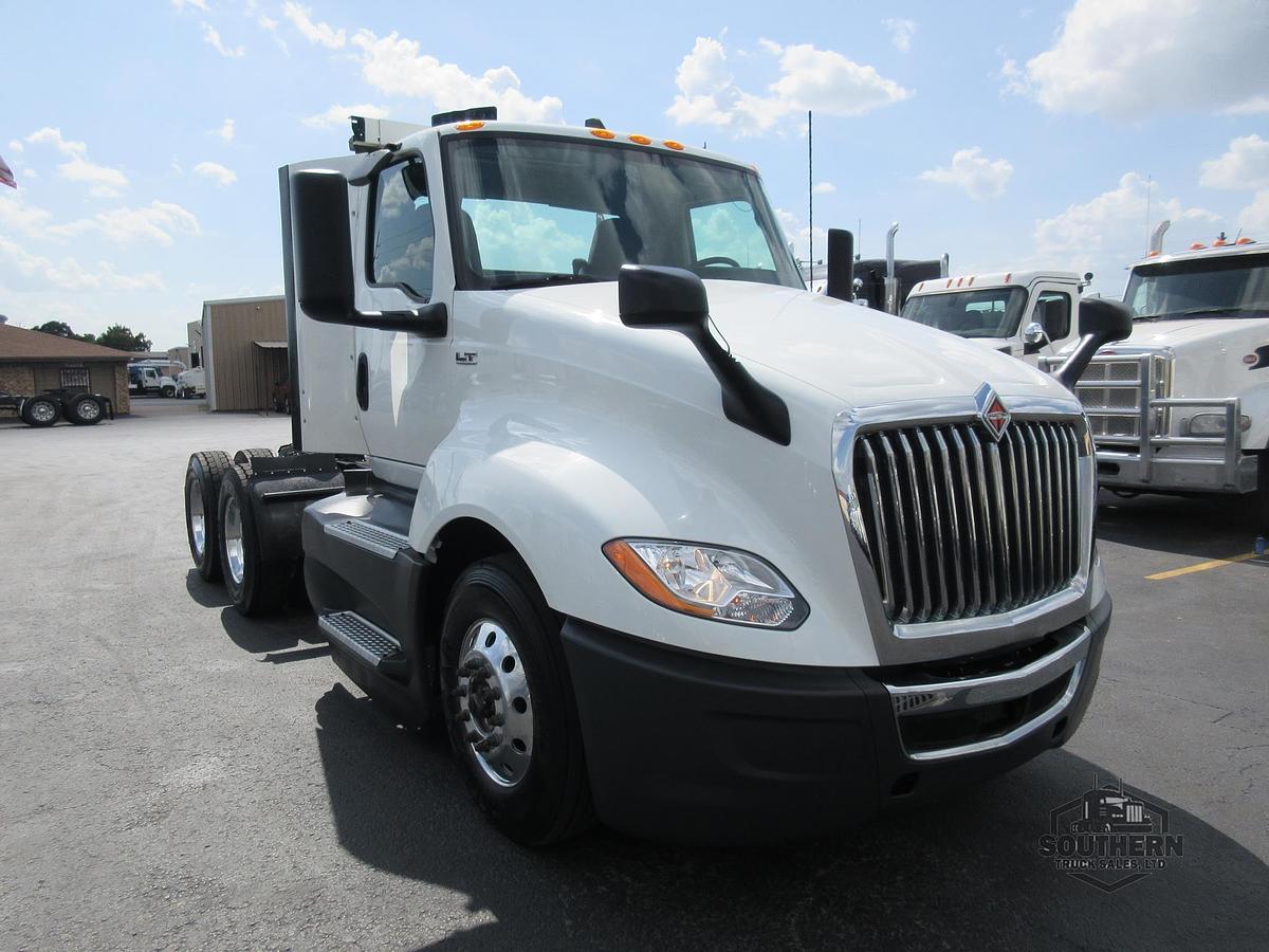 Used 2021 INTERNATIONAL LT