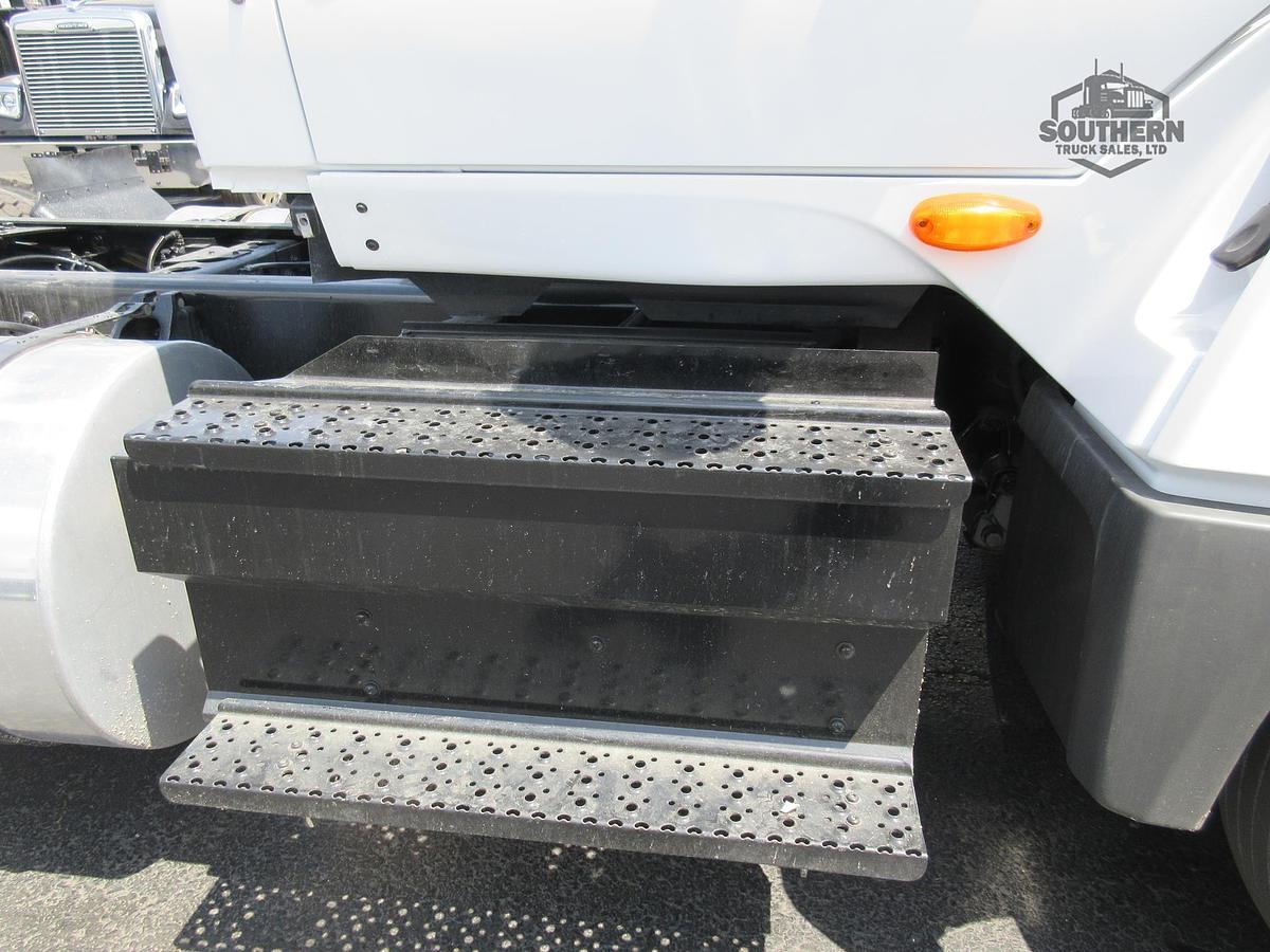 Used 2023 INTERNATIONAL LT