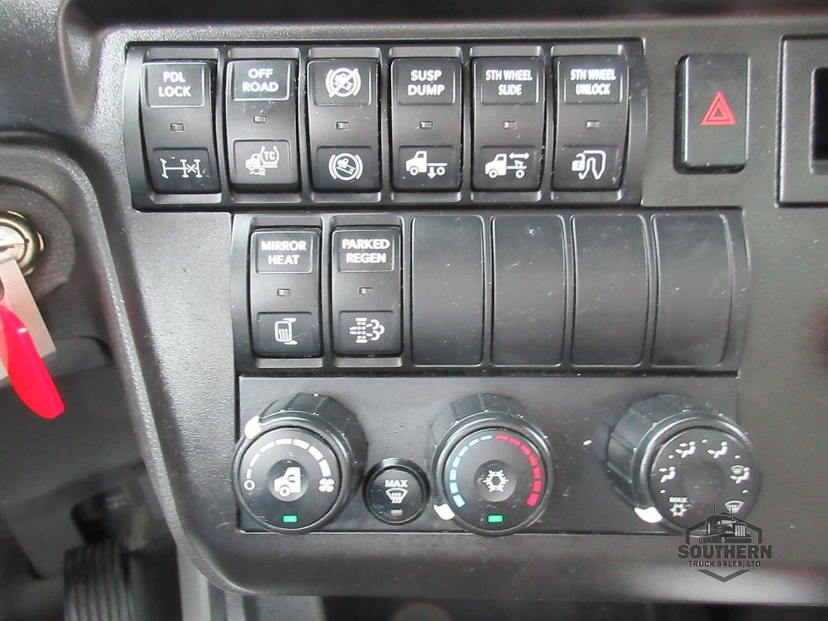 Used 2021 INTERNATIONAL LT