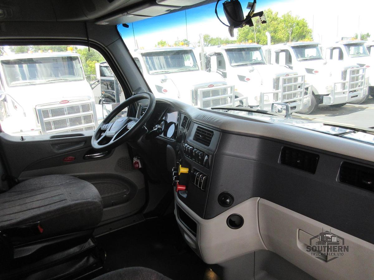 Used 2021 PETERBILT 579