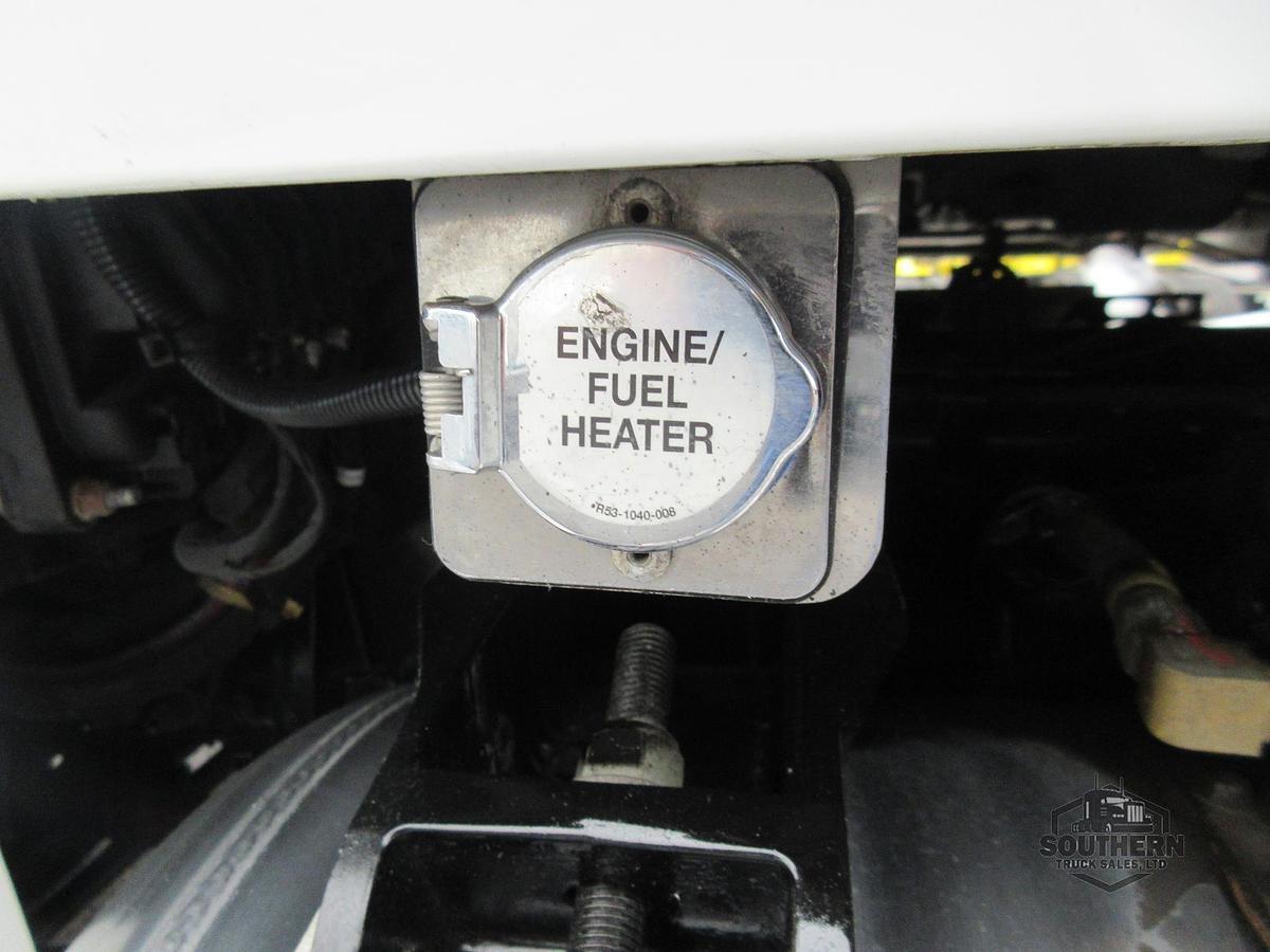 Used 2021 PETERBILT 567