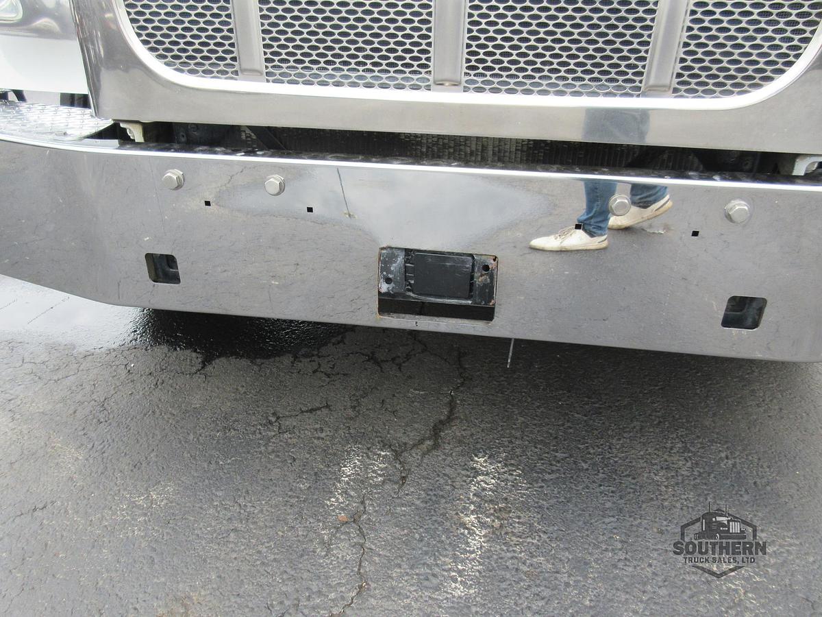Used 2020 PETERBILT 567