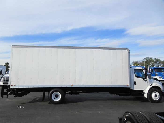 Used 2018 FREIGHTLINER BUSINESS CLASS M2 106