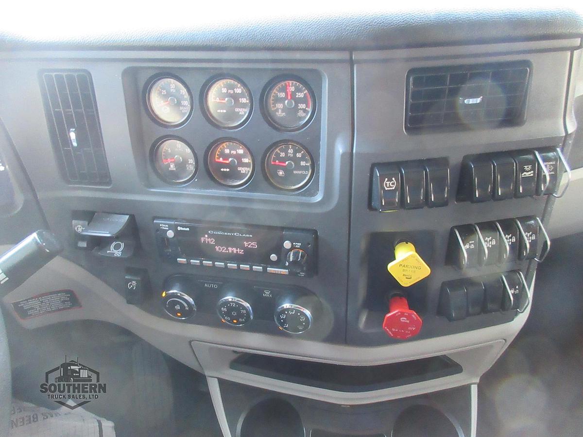 Used 2023 PETERBILT 567