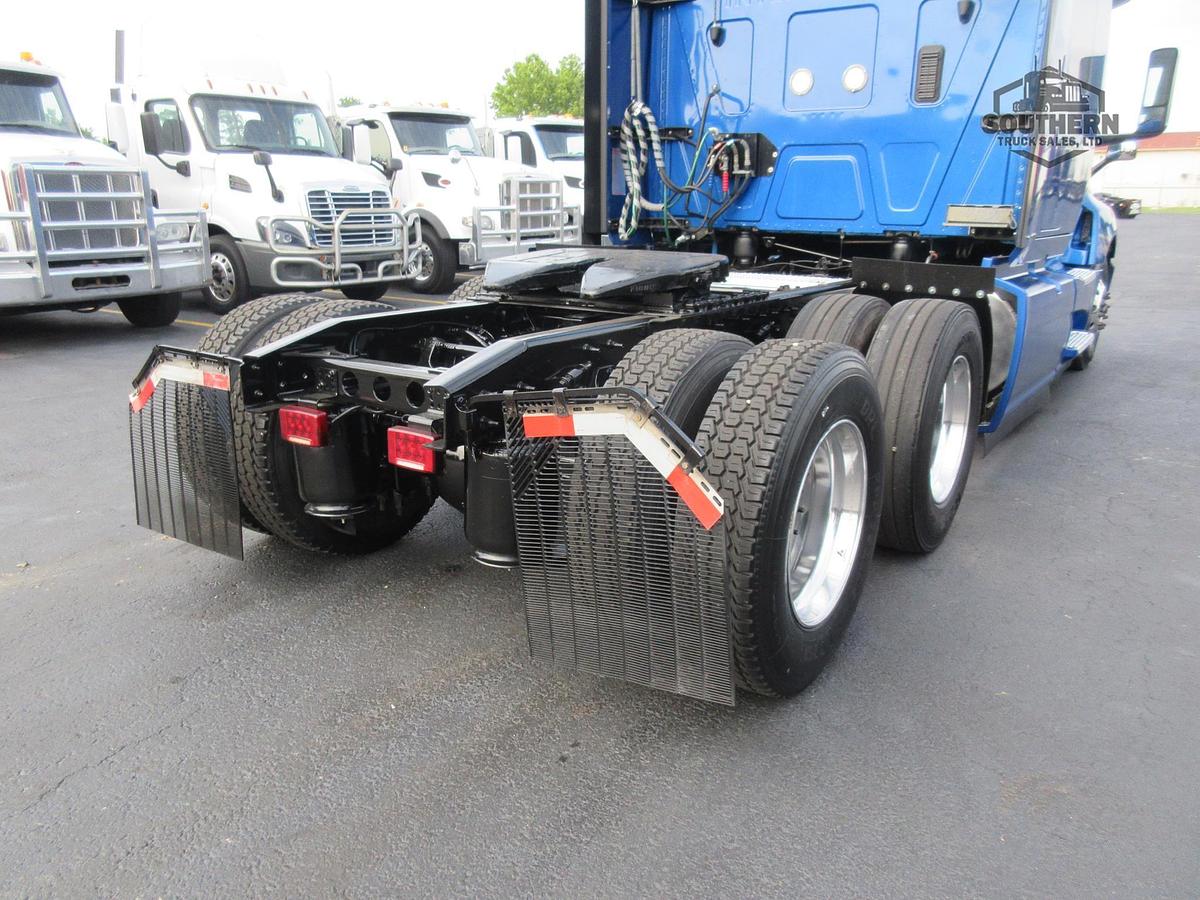 Used 2021 INTERNATIONAL LT