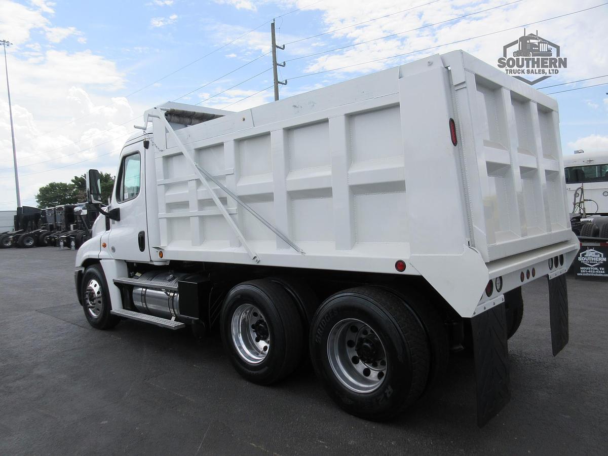 Used 2019 FREIGHTLINER CASCADIA 125