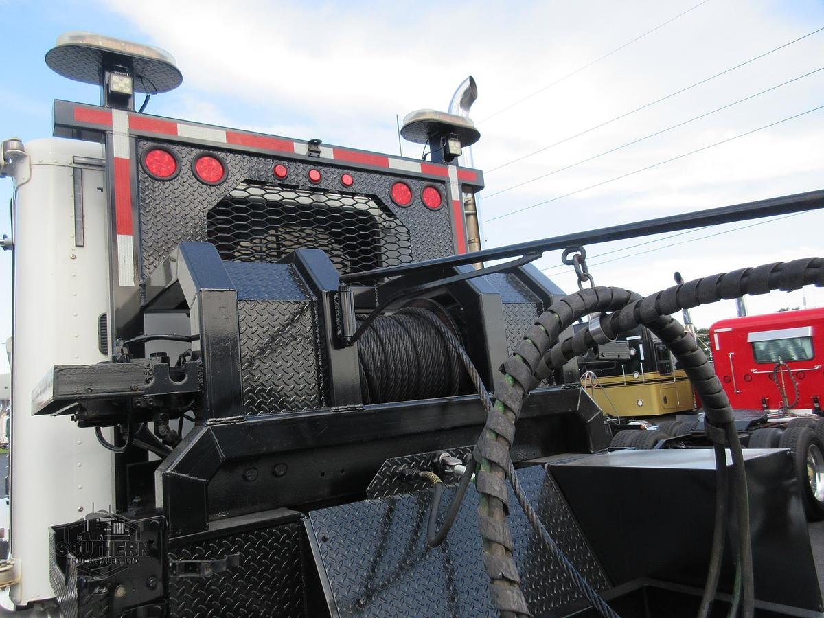 Used 2018 FREIGHTLINER CORONADO 122 SD