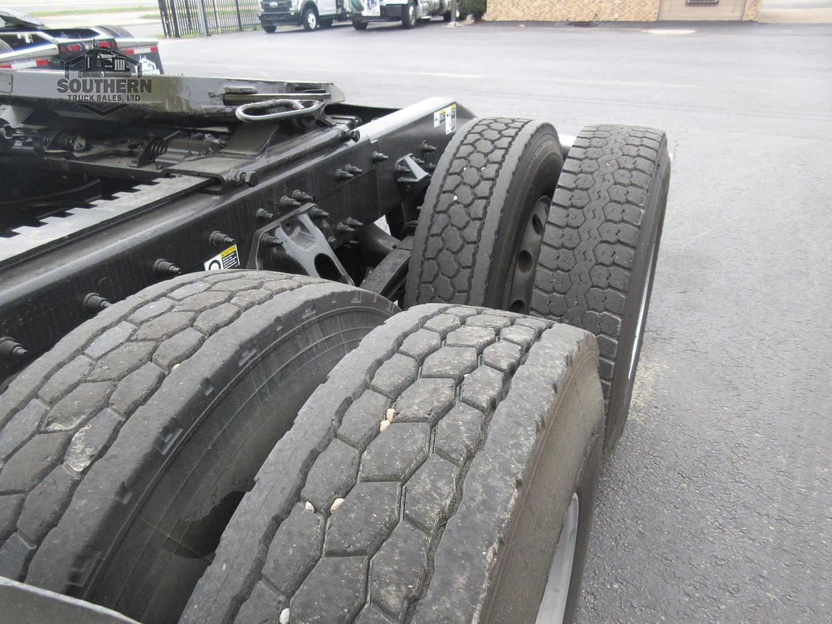 Used 2019 PETERBILT 389