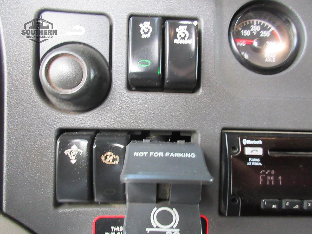 Used 2019 PETERBILT 567