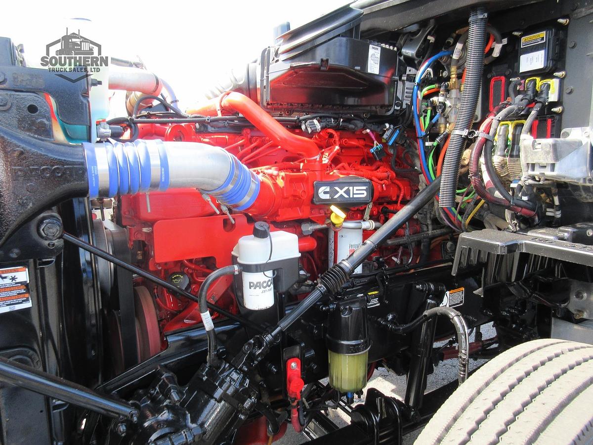 Used 2025 PETERBILT 567