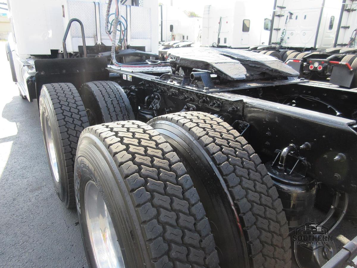 Used 2020 KENWORTH T880