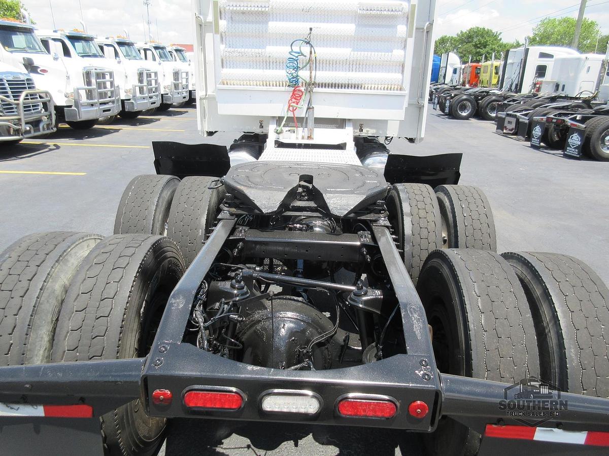 Used 2020 PETERBILT 389