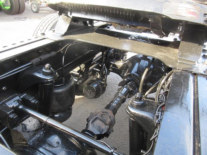 Used 2014 PETERBILT 389