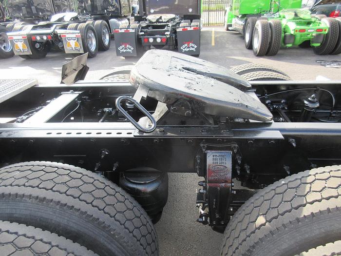 Used 2014 PETERBILT 389