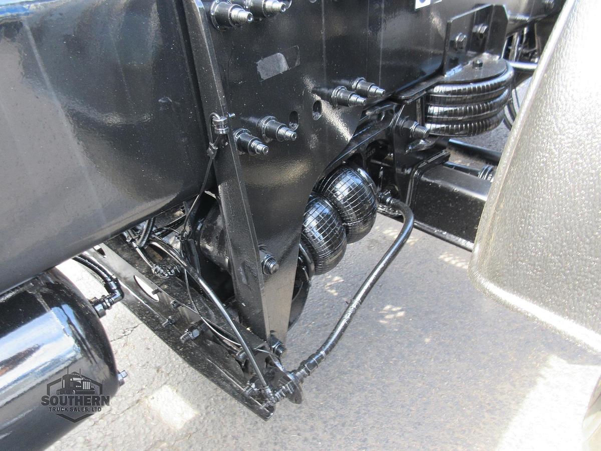 Used 2025 PETERBILT 567