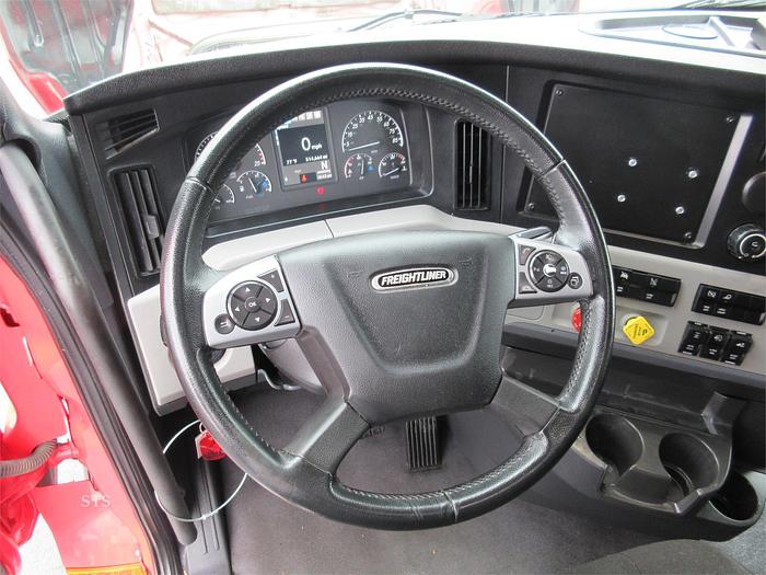 Used 2021 FREIGHTLINER CASCADIA 126