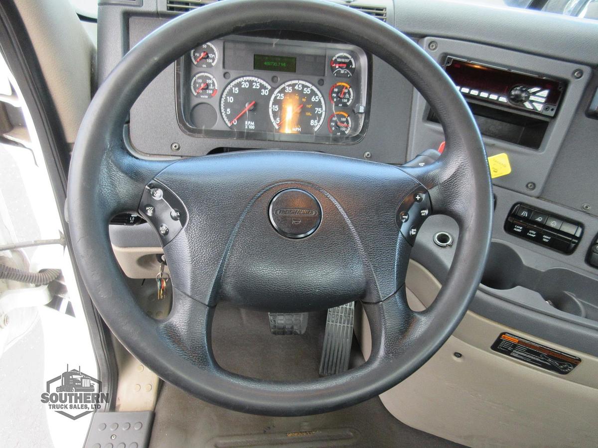 Used 2019 FREIGHTLINER CASCADIA 125