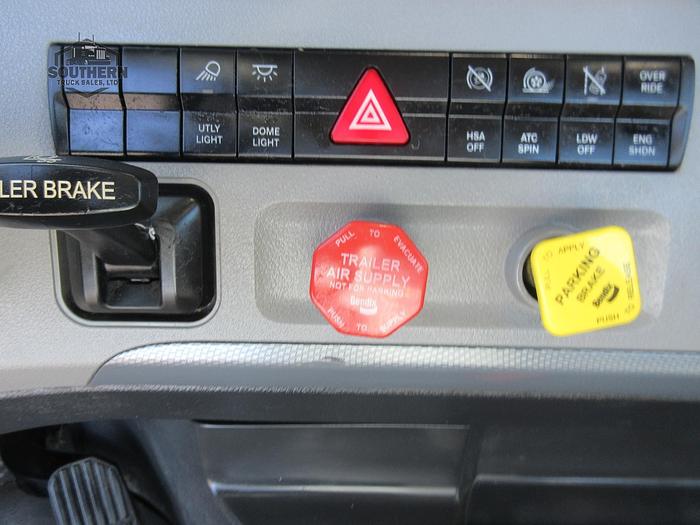 Used 2020 FREIGHTLINER CASCADIA 126