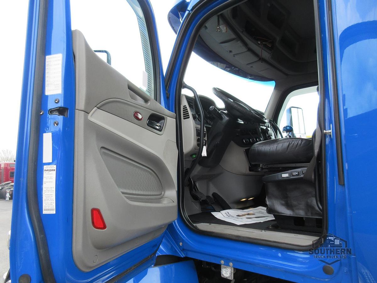 Used 2020 PETERBILT 567