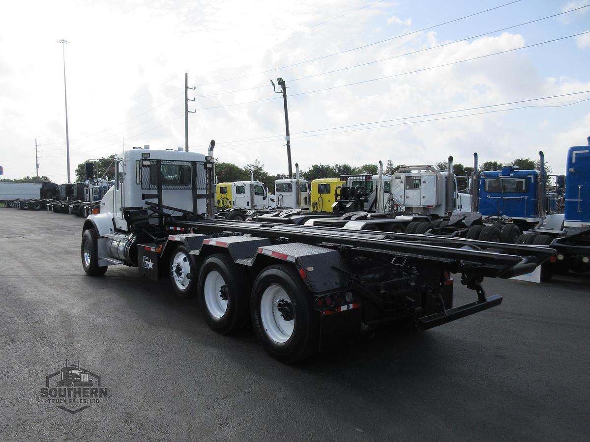 Used 2018 KENWORTH T800