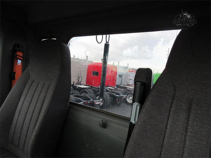 Used 2019 PETERBILT 567