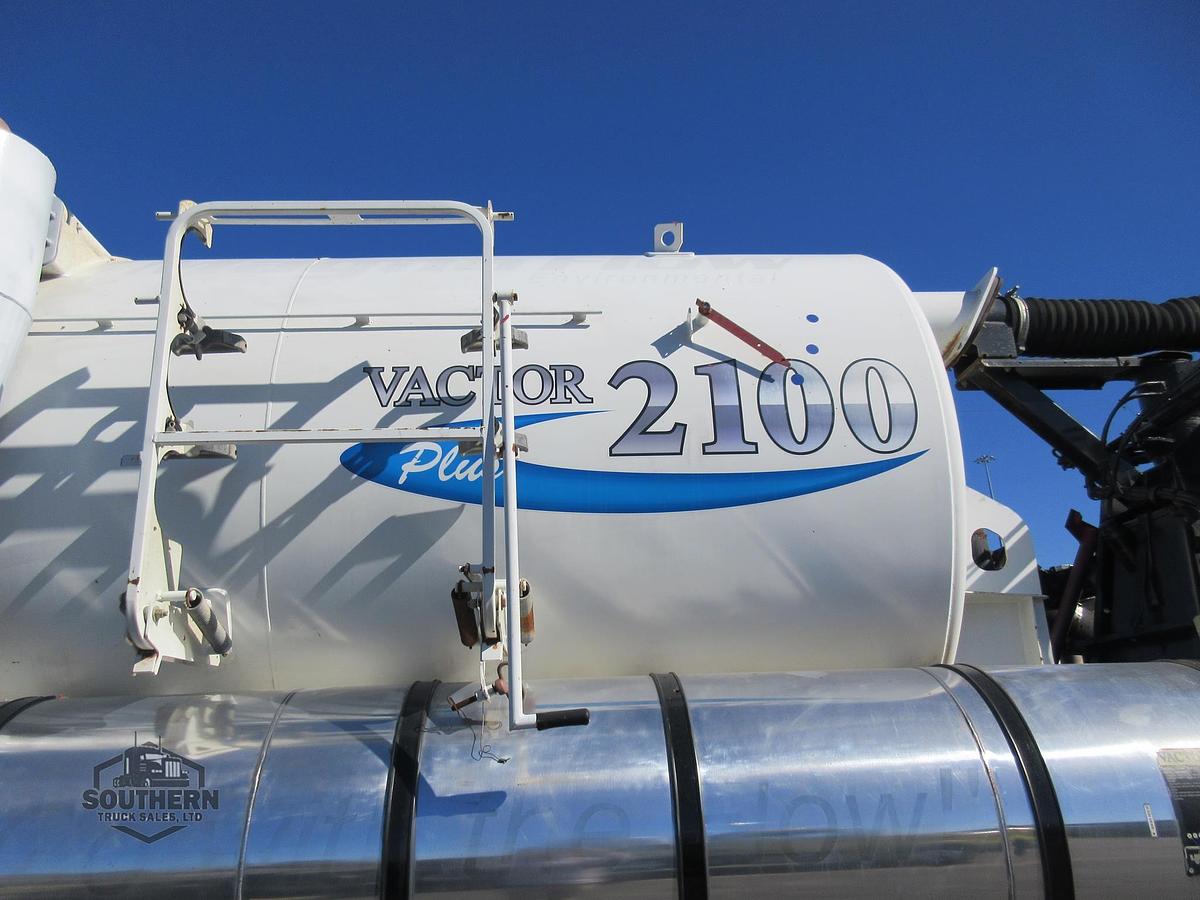 Used 2013 KENWORTH T800