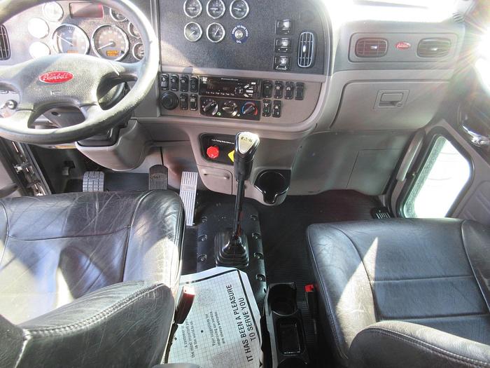 Used 2014 PETERBILT 389