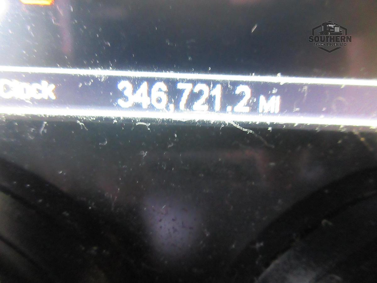 Used 2021 PETERBILT 567